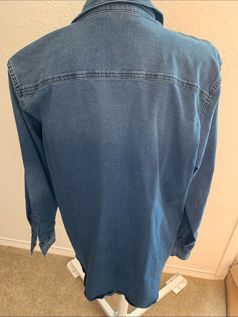 Women Coldwater Creek Indigo Denim Snap-Down Shirt - Casual Chest-Pocket Style - Picture 4 of 8